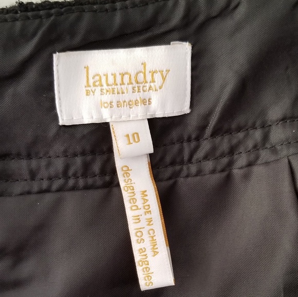 Black Mini Skirt by Laundry - Picture 3 of 8